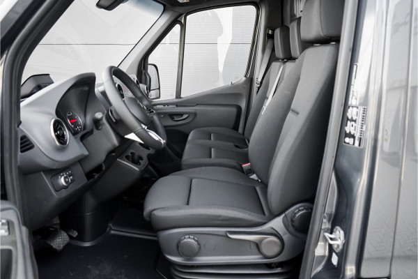 Mercedes-Benz Sprinter 319 1.9 CDI L2H2 RWD Distronic Camera LED Navi Trekhaak 3.5T