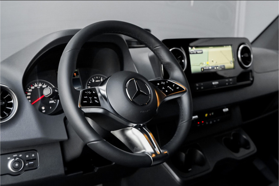 Mercedes-Benz Sprinter 319 1.9 CDI L2H2 RWD Distronic Camera LED Navi Trekhaak 3.5T