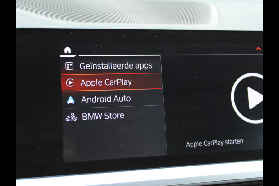 BMW 3-serie 320i Executive Edition NL AUTO | STOELVERW | CARPLAY |
