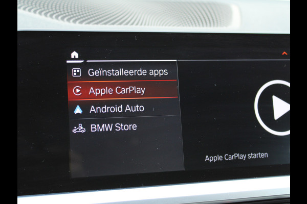 BMW 3-serie 320i Executive Edition NL AUTO | STOELVERW | CARPLAY |