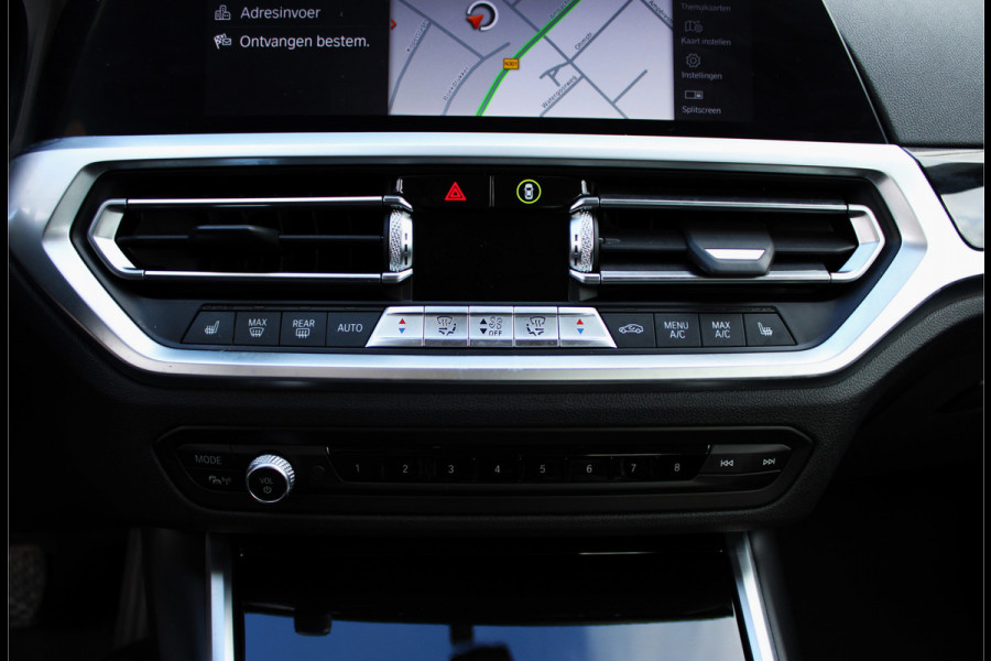 BMW 3-serie 320i Executive Edition NL AUTO | STOELVERW | CARPLAY |