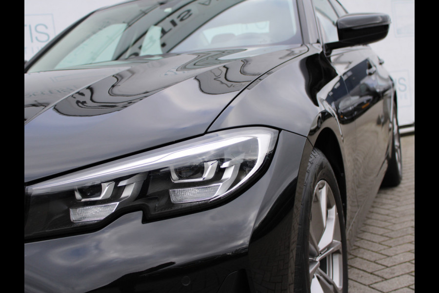 BMW 3-serie 320i Executive Edition NL AUTO | STOELVERW | CARPLAY |