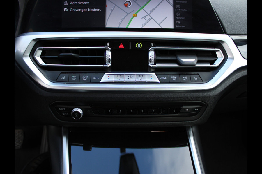 BMW 3-serie 320i Executive Edition NL AUTO | STOELVERW | CARPLAY |