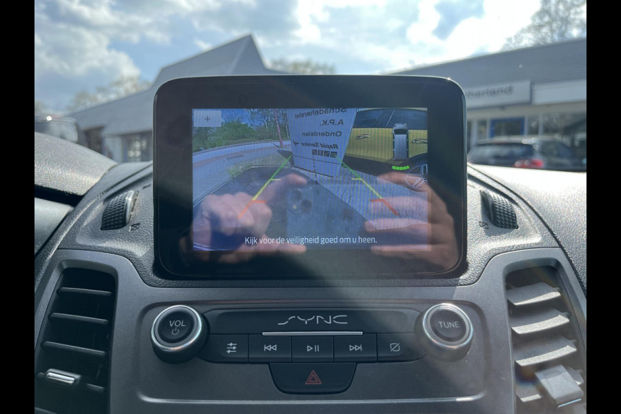Ford Transit Connect 1.5 EcoBlue L2 Trend | SCI |100pk Automaat | Trekhaak | Passagiersbank | Achteruitrijcamera | Sync 3 |