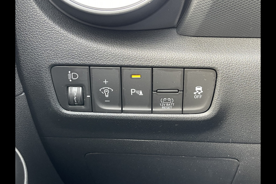 Hyundai Kona 1.6 GDI HEV Fashion | CarPlay | Camera | LED | Keyless | DAB+ | 18 inch