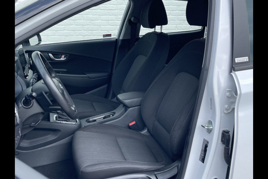 Hyundai Kona 1.6 GDI HEV Fashion | CarPlay | Camera | LED | Keyless | DAB+ | 18 inch