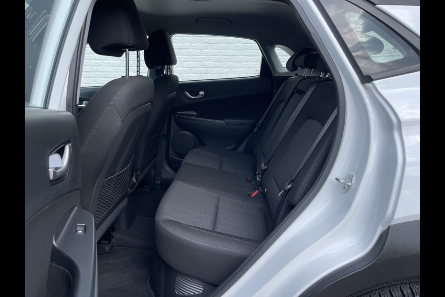 Hyundai Kona 1.6 GDI HEV Fashion | CarPlay | Camera | LED | Keyless | DAB+ | 18 inch