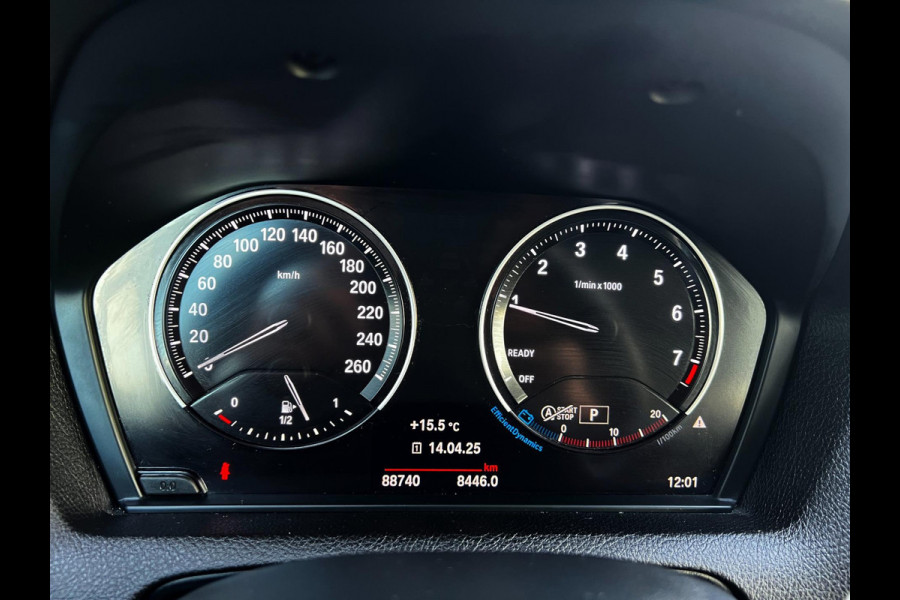 BMW 1-serie 118i Executive Navi_PDC)_Cruise_Clima_LED