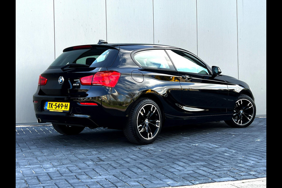BMW 1-serie 118i Executive Navi_PDC)_Cruise_Clima_LED