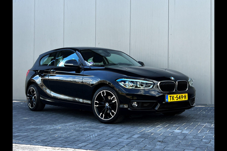 BMW 1-serie 118i Executive Navi_PDC)_Cruise_Clima_LED