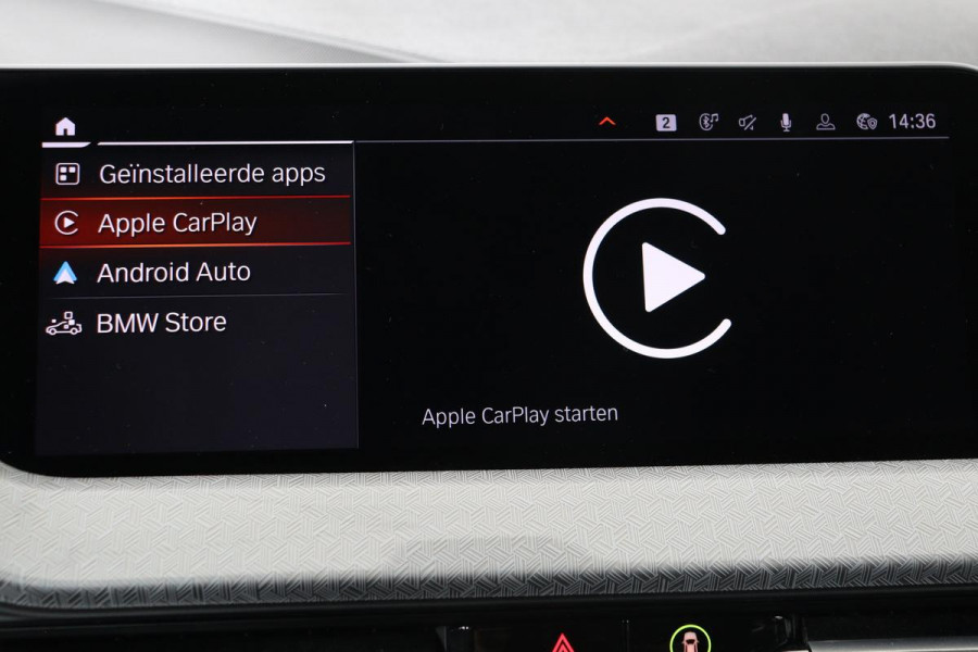 BMW 1-serie 118i Sport Line | Executive Edition | Half leder | Sportstoelen | Carplay | Full LED | Navigatie | PDC | DAB+ | Live Cockpit