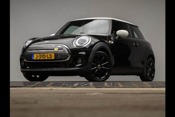 MINI Mini Electric Essential Sport 33 kWh (APPLE CARPLAY,NAVI,CRUISE,STOELVERWARMING,LED,CAMERA,PDC,KEYLESS,LM VELGEN,NETTE STAAT)