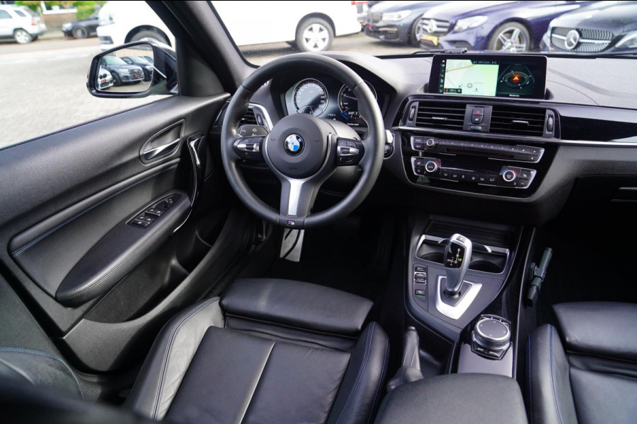 BMW 1-serie 118i High Executive | M-pakket | Facelift | Cruise control | 100% onderhouden | Shadowline | Stoelverwarming | DAB |