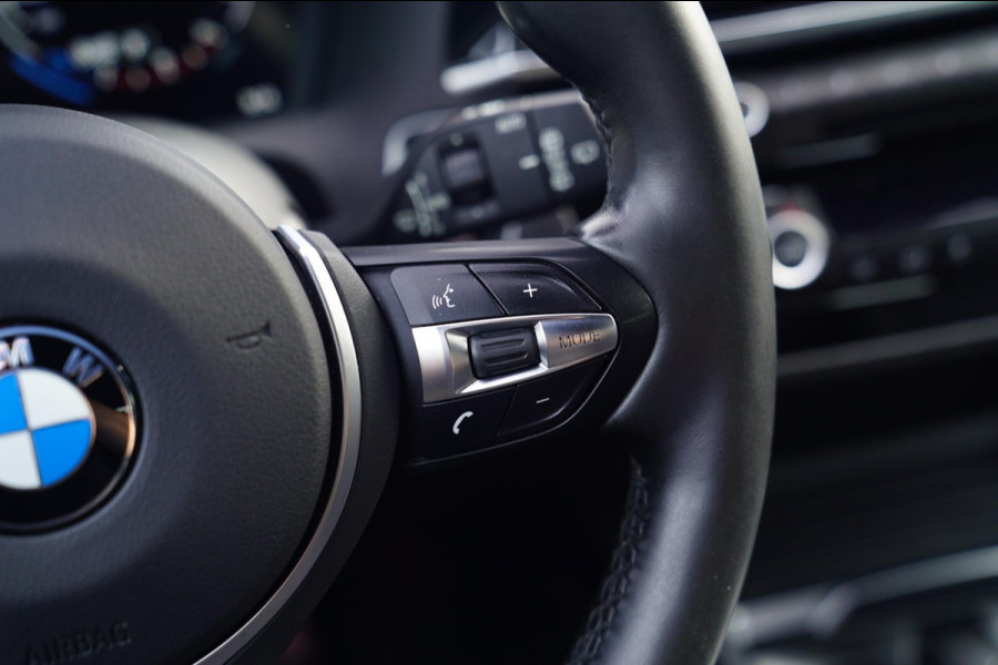 BMW 1-serie 118i High Executive | M-pakket | Facelift | Cruise control | 100% onderhouden | Shadowline | Stoelverwarming | DAB |