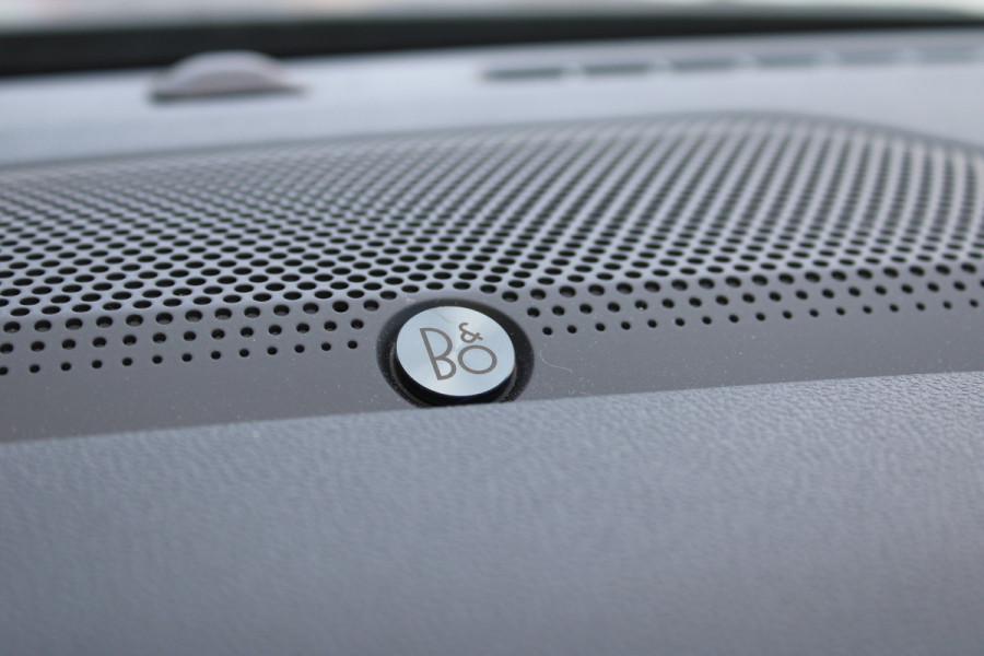 Ford Kuga 2.5 PHEV Graphite Tech Edition | Panoramadak | Trekhaak | B&O