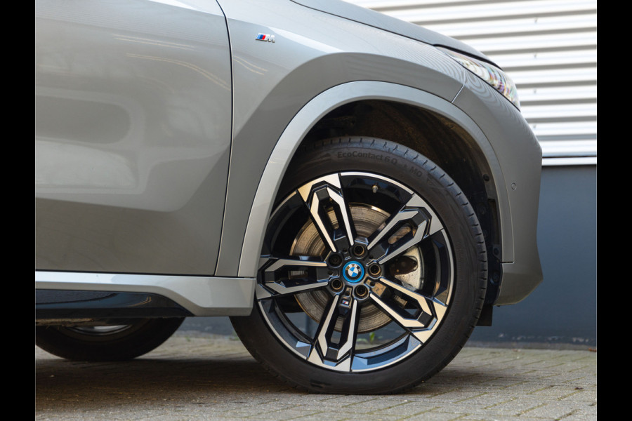 BMW X1 xDrive30e M-Sport - Pano - Driving Ass Prof - Trekhaak - Head-Up