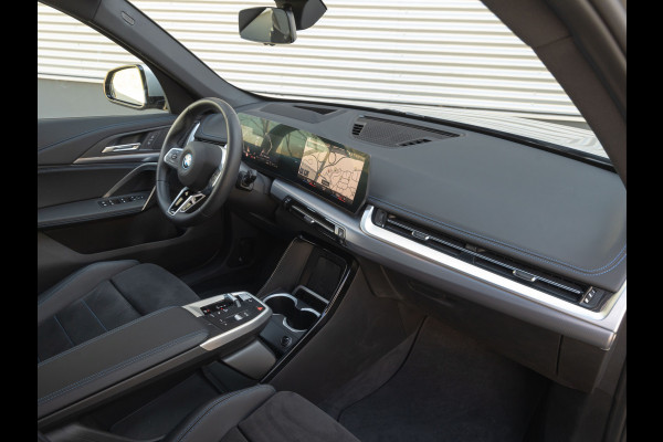 BMW X1 xDrive30e M-Sport - Pano - Driving Ass Prof - Trekhaak - Head-Up