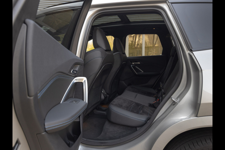 BMW X1 xDrive30e M-Sport - Pano - Driving Ass Prof - Trekhaak - Head-Up