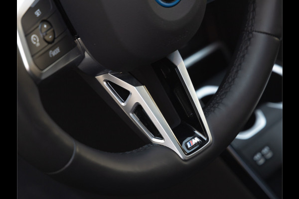 BMW X1 xDrive30e M-Sport - Pano - Driving Ass Prof - Trekhaak - Head-Up