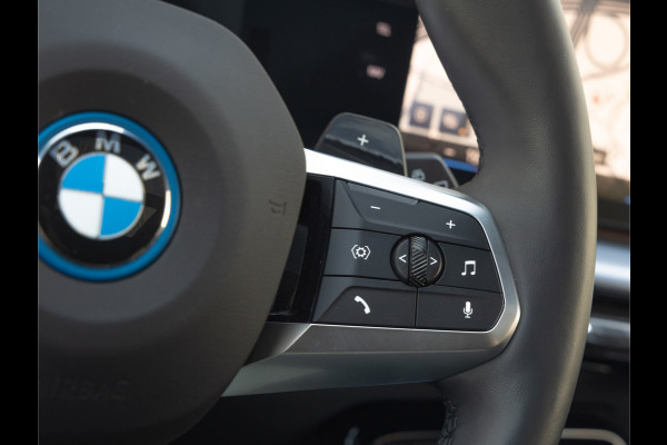 BMW X1 xDrive30e M-Sport - Pano - Driving Ass Prof - Trekhaak - Head-Up