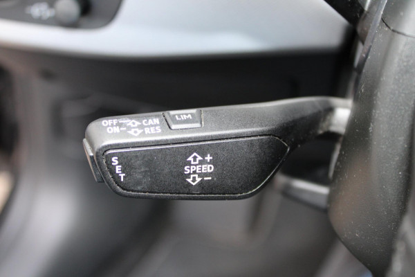 Audi A4 Limousine 2.0 TDI Sport Lease Edition