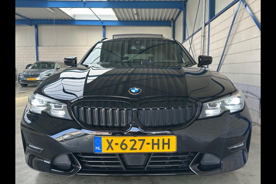 BMW 3 Serie Touring 320d High Executive PANO|LED|Leder|HUD|Harman|Trekhaak