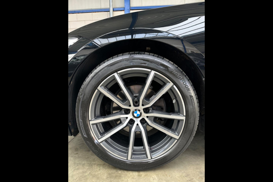 BMW 3 Serie Touring 320d High Executive PANO|LED|Leder|HUD|Harman|Trekhaak