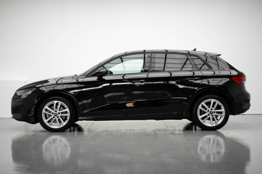 Audi A3 Sportback 40 TFSI e Edition |ACC|Lane Assist| Parkeersensoren|