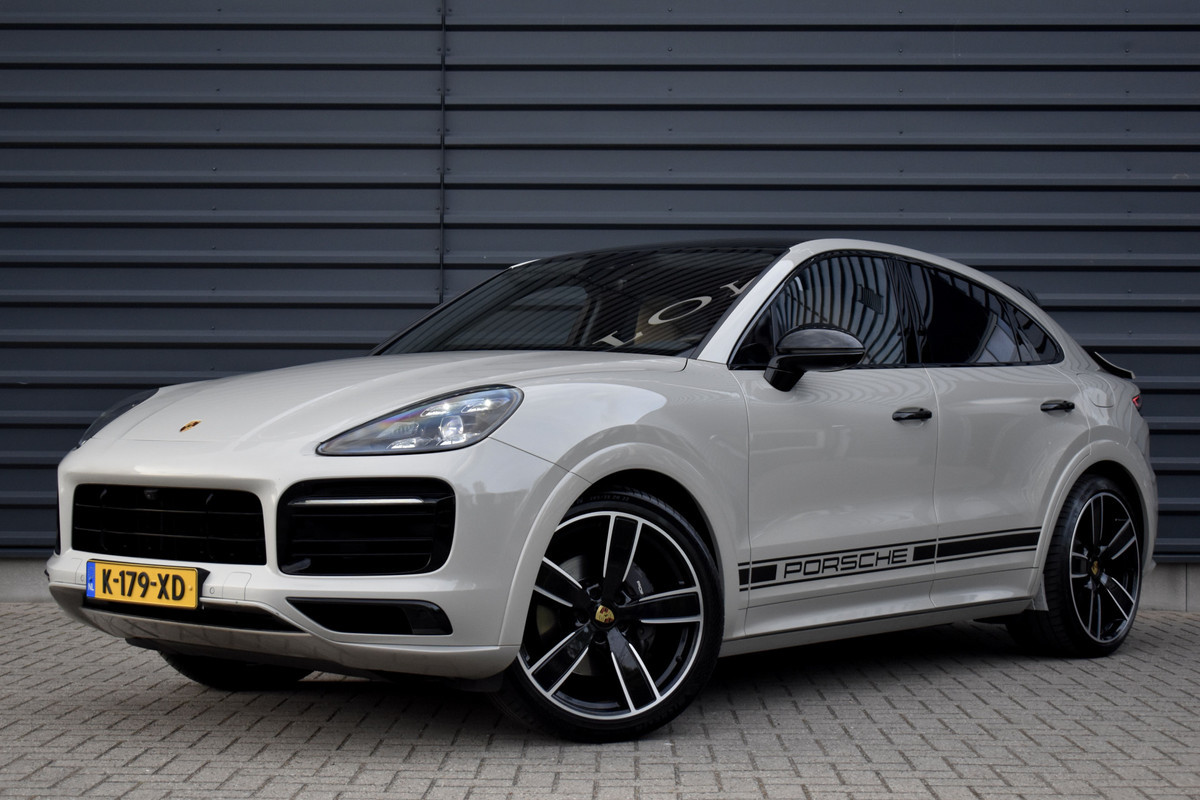 Porsche Cayenne Coupé 3.0 E-Hybrid 462pk Sport Design | Panoramadak | Matrix PDLS+ | 22'' Velgen | Stoelventilatie | Bose | Achterasbesturing | Orig. NL | Porsche Cayenne Coupé 3.0 E-Hybrid 462pk Sport Design | Panoramadak | Matrix PDLS+ | 22'' Velgen | Stoelventilatie | Bose | Achterasbesturing | Orig. NL |