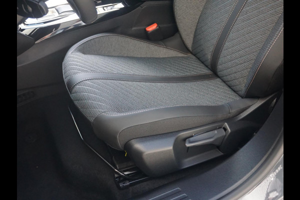 Peugeot 2008 1.2 Hybrid 136 Allure