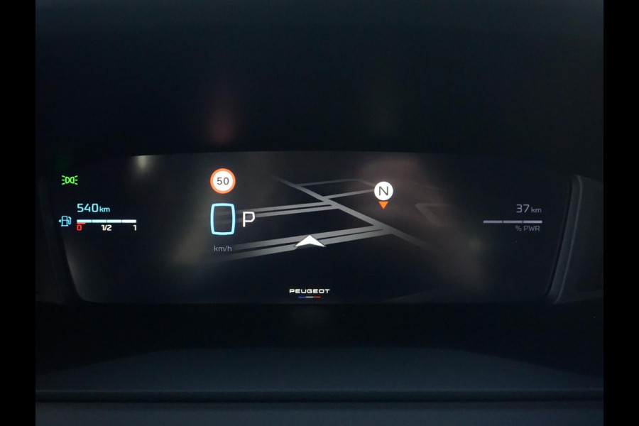 Peugeot 2008 1.2 Hybrid 136 Allure