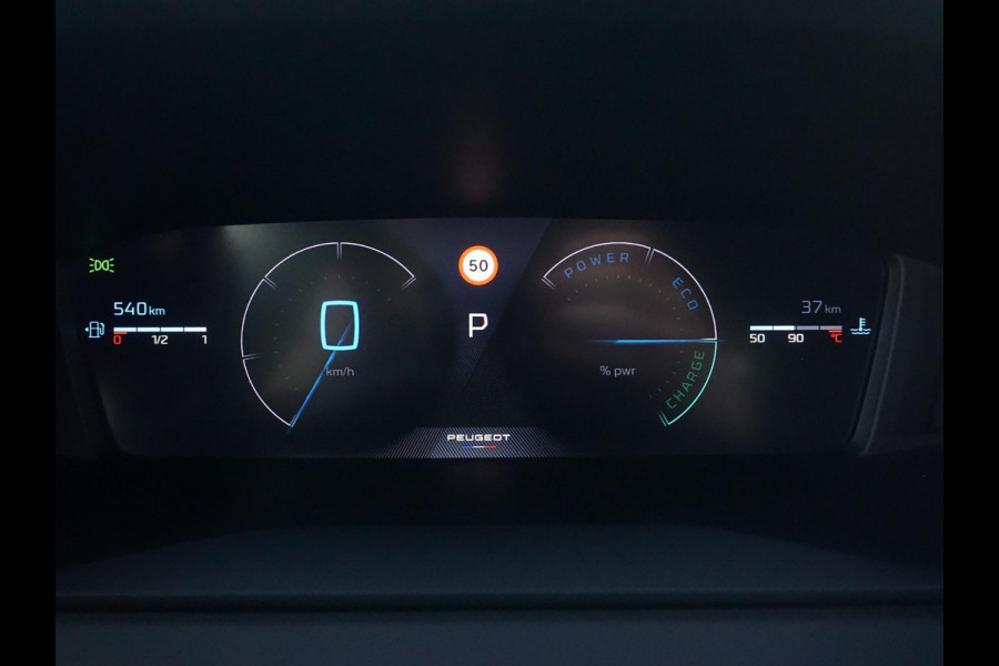 Peugeot 2008 1.2 Hybrid 136 Allure