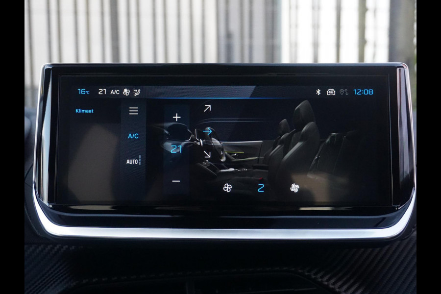 Peugeot 2008 1.2 Hybrid 136 Allure