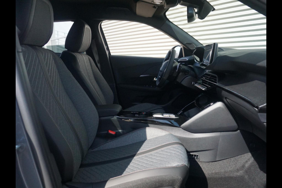 Peugeot 2008 1.2 Hybrid 136 Allure