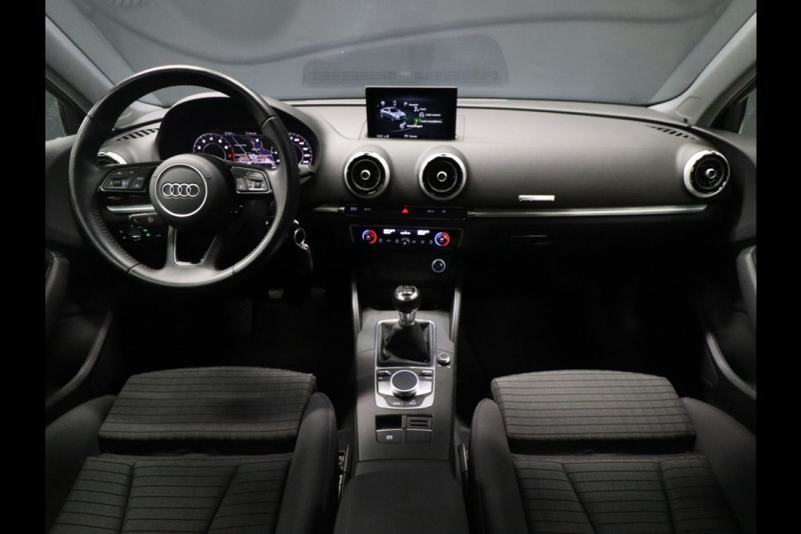 Audi A3 Limousine 30 TFSI Advance Sport [VIRTUAL COCKPIT, SPORTSTOELEN, PDC ACHTER, NAVIGATIE, CRUISE CONTROL, CLIMATE CONTROL, NIEUWSTAAT]