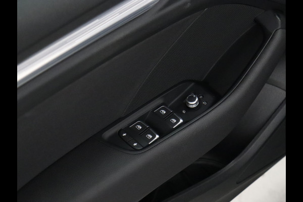 Audi A3 Limousine 30 TFSI Advance Sport [VIRTUAL COCKPIT, SPORTSTOELEN, PDC ACHTER, NAVIGATIE, CRUISE CONTROL, CLIMATE CONTROL, NIEUWSTAAT]