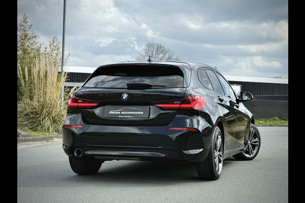 BMW 1-serie 116d High Executive Sport Automaat LED|AppleCarplay|M stuur