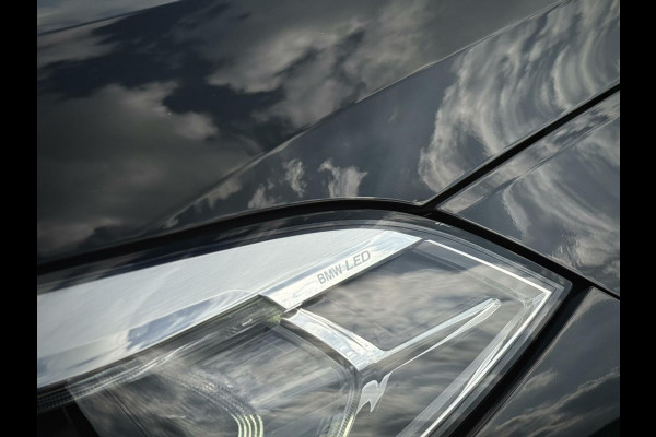 BMW 1-serie 116d High Executive Sport Automaat LED|AppleCarplay|M stuur