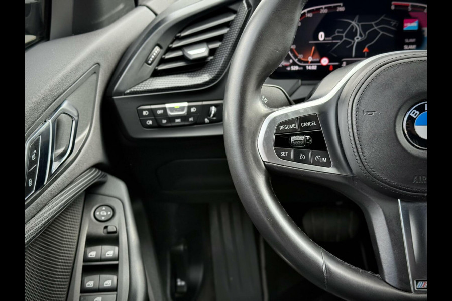 BMW 1-serie 116d High Executive Sport Automaat LED|AppleCarplay|M stuur