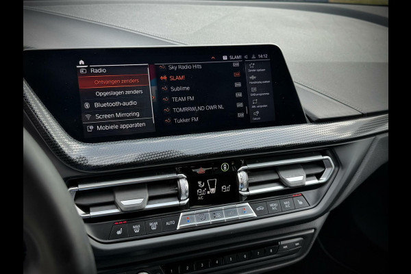 BMW 1-serie 116d High Executive Sport Automaat LED|AppleCarplay|M stuur