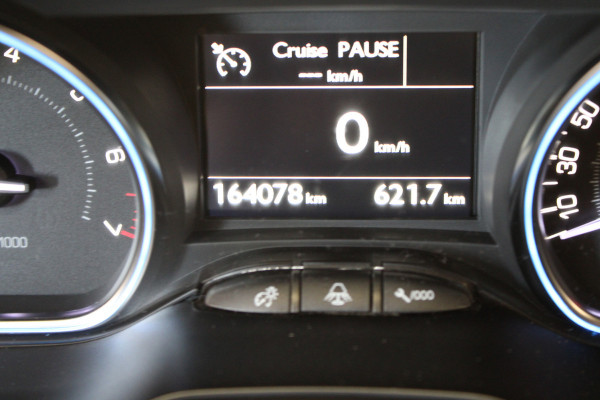 Peugeot 2008 1.2 PureTech Allure *Bevrijdingsdag geopend*