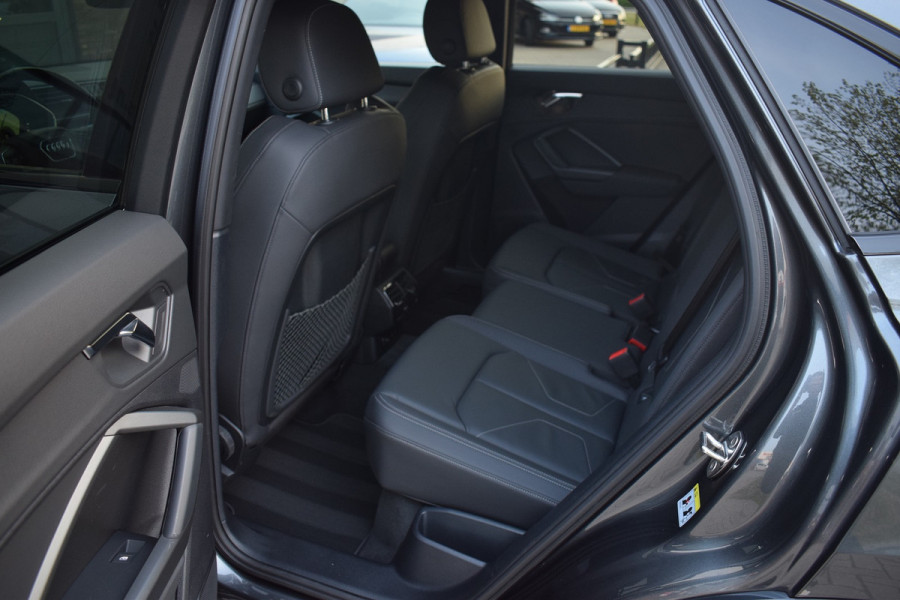 Audi Q3 Sportback 45 TFSIe S-line | Pano | Leer | Sonos | Topview | 20"