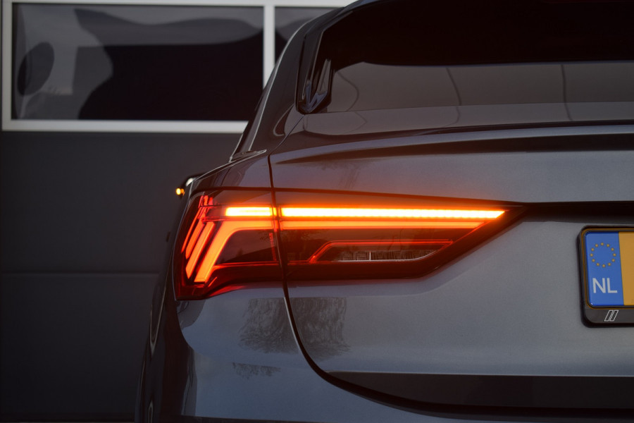 Audi Q3 Sportback 45 TFSIe S-line | Pano | Leer | Sonos | Topview | 20"
