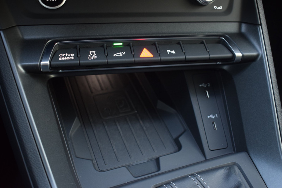 Audi Q3 Sportback 45 TFSIe S-line | Pano | Leer | Sonos | Topview | 20"