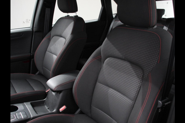 Ford Kuga 2.5 PHEV 224pk ST-Line Automaat Adaptieve cruise control Parkeersensoren Afneembare trekhaak Navigatie LED Elektrische kofferbak Verwarmde voorstoelen Climate control HUD