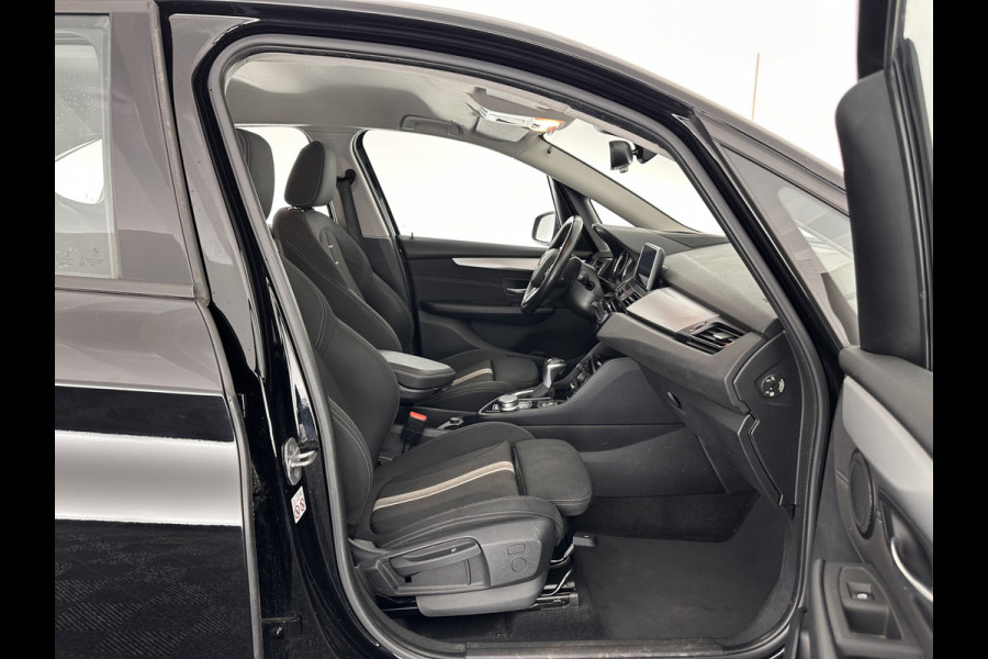 BMW 2 Serie Active Tourer AWD 225xe iPerformance High Executive Aut. *HEAD-UP | FULL-LED | NAVI-FULLMAP | HEATED-SPORT-SEATS  | ECC | PDC | CRUISE | 17''ALU*