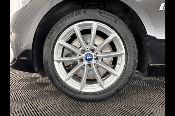 BMW 2 Serie Active Tourer AWD 225xe iPerformance High Executive Aut. *HEAD-UP | FULL-LED | NAVI-FULLMAP | HEATED-SPORT-SEATS  | ECC | PDC | CRUISE | 17''ALU*