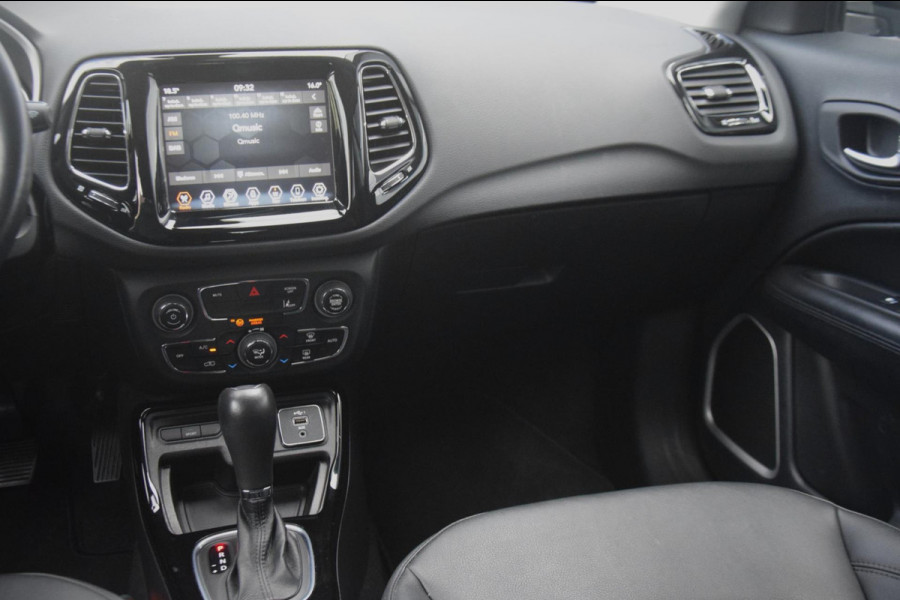 Jeep Compass 1.3T Night Eagle Liberty Edition CAMERA/KEYLESS/APPLE CARPLAY