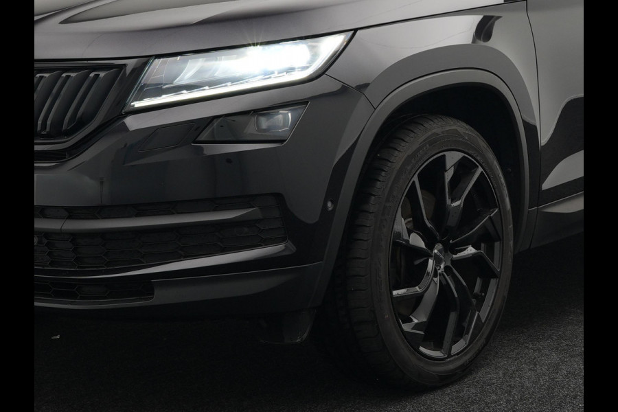 Škoda Kodiaq 2.0 TSI 4x4 Style 180pk DSG Dealer O.H | Panodak | Lederen RS Sportstoelen Memory | Adaptive Cruise | 360 Camera | Canton Audio | 20"L.M | Keyless | Sfeerverlichting | Apple Carplay | BLIS |