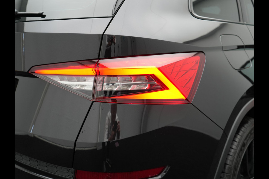 Škoda Kodiaq 2.0 TSI 4x4 Style 180pk DSG Dealer O.H | Panodak | Lederen RS Sportstoelen Memory | Adaptive Cruise | 360 Camera | Canton Audio | 20"L.M | Keyless | Sfeerverlichting | Apple Carplay | BLIS |